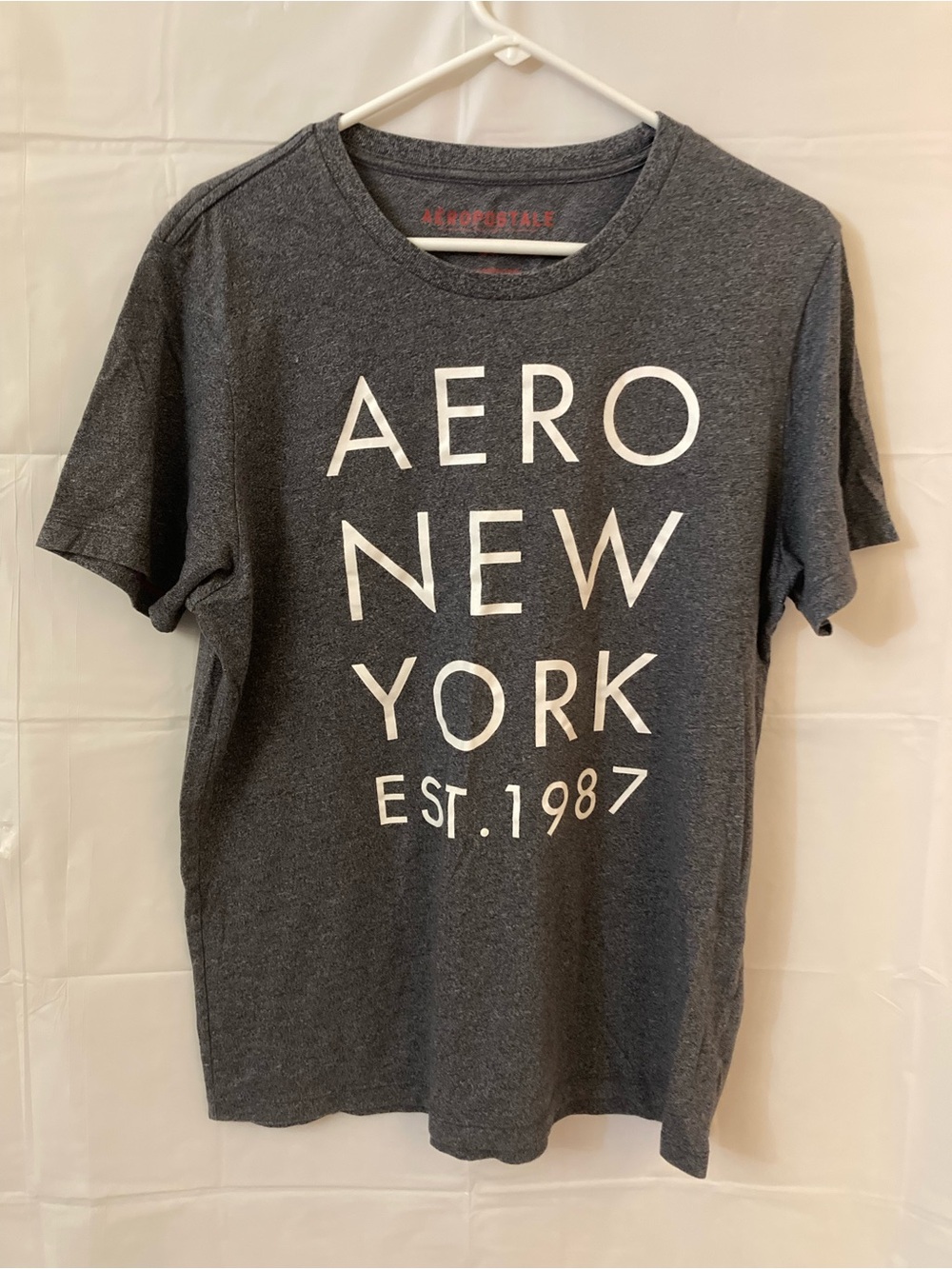 Aeropostale Charcoal Gray Crewneck 'AERO NEW YORK' Graphic Tee